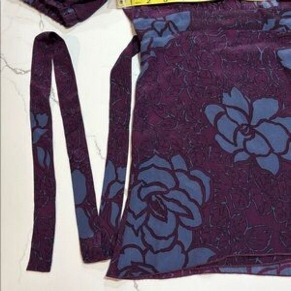 Black Halo | Silk Tunic Style Women’s Purple Floral Print Wrap Blouse Top Size M - Picture 8 of 16
